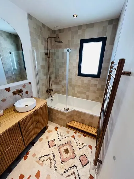 Villa Azur ラ・ヴァレット＝デュ＝バール